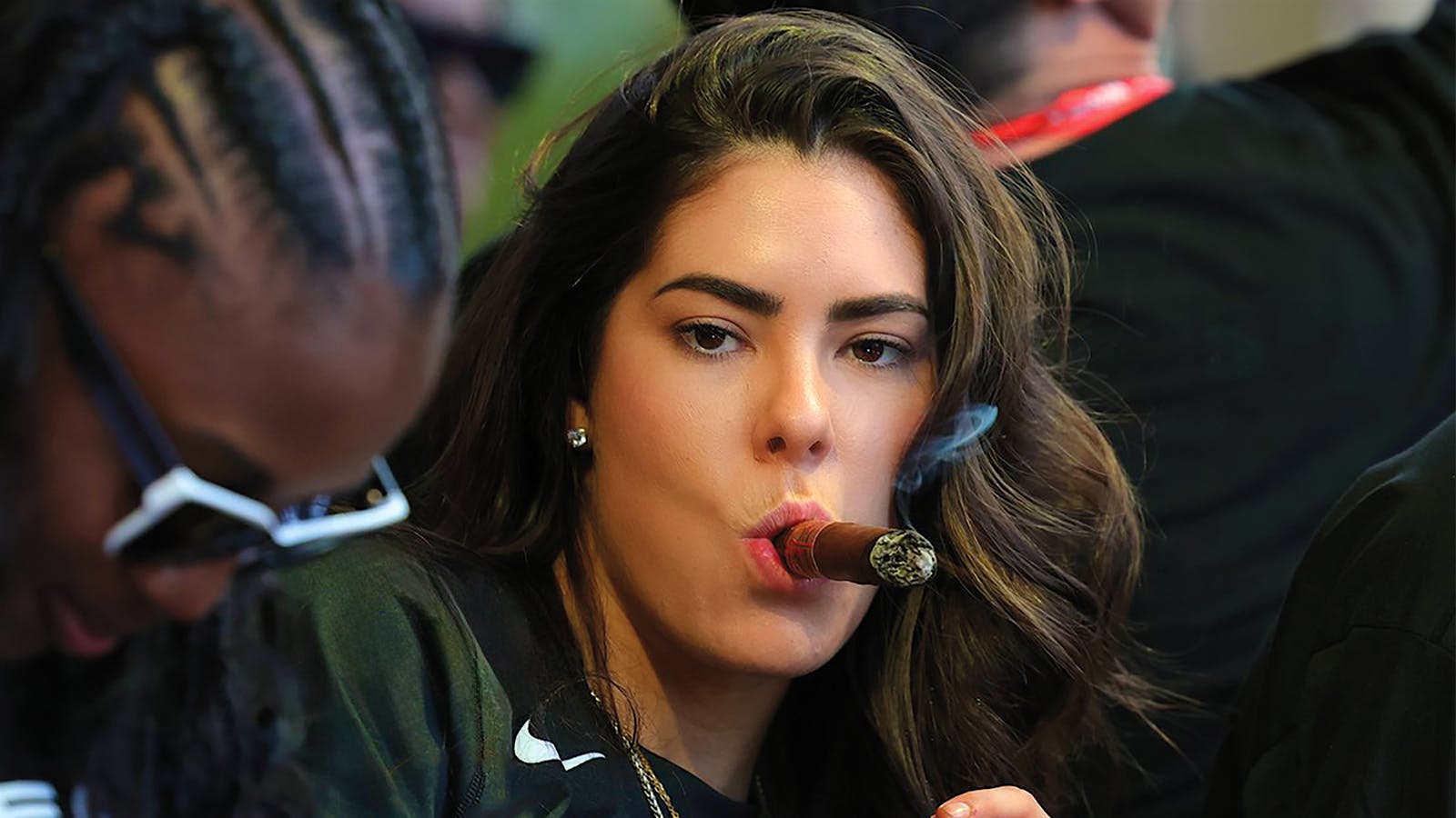 "WNBA star Kelsey Plum in action on the court, showcasing her basketball skills, wearing her team jersey, and highlighting her athletic physique. Keywords: Kelsey Plum stats, height, husband Darren Waller, college career, net worth, and relationship."